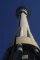 Sky Tower: Wieża Sky Tower, jak chwalą się Nowozelandczycy, jest najwyższym budynkiem na południowej półkuli. Rzeczywiście, jest niemała - ma 328 metrów wysokości. Jak przystało na Nową Zelandię - ojczyznę bungy jump, z wieży można skoczyć (a raczej zjechać) na dół, za odpowiednią opłatą. Tym razem nie próbowałem, ale następnym razem - kto wie...